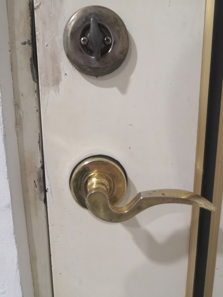 門開關磨損聲音超大還有救嗎