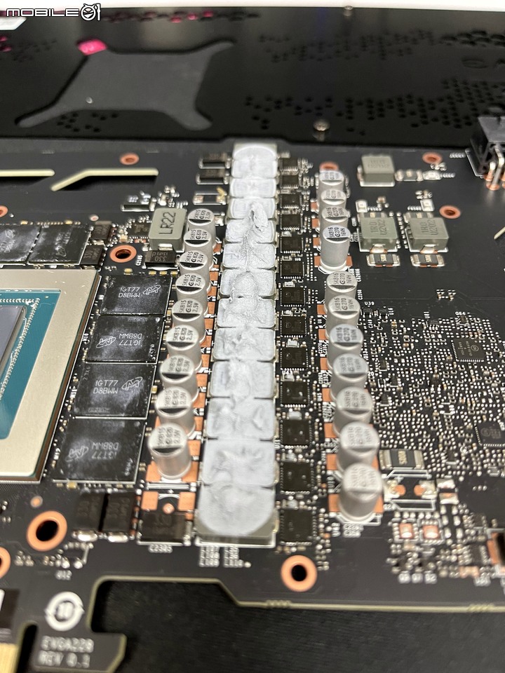 【分享】EVGA RTX 3080 Ti FTW3 更換導熱貼!