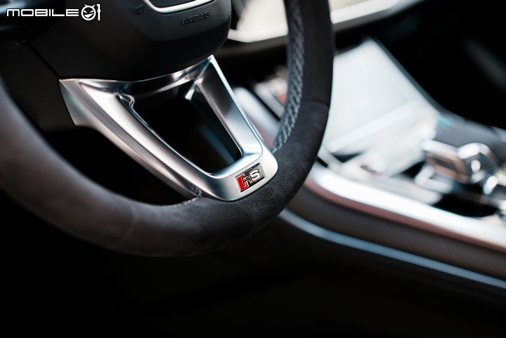 Audi RS Q8 頂級選配