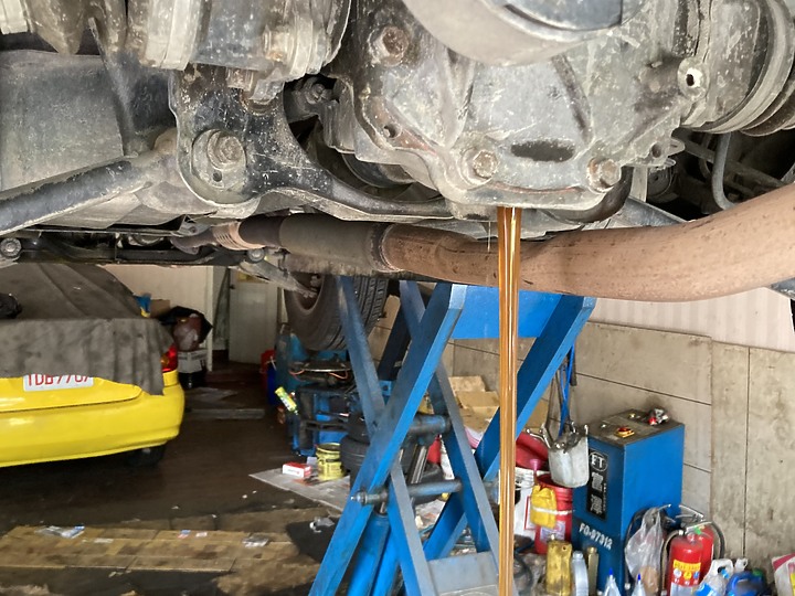 第一代RAV4差速器油與加力箱油自行更換初體驗