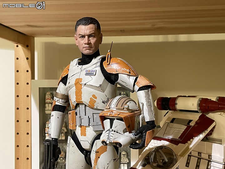 我得第一隻HotToys MMS524 複製人 212團 寇迪隊長
