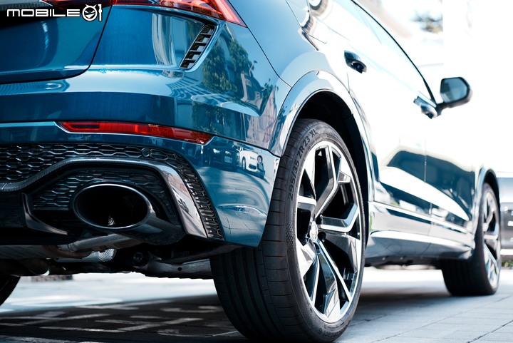 Audi RS Q8 頂級選配