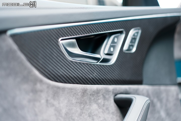 Audi RS Q8 頂級選配