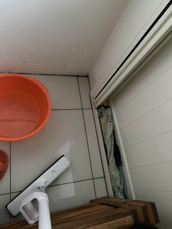 租屋問題⋯⋯陽台積水屋內淹水