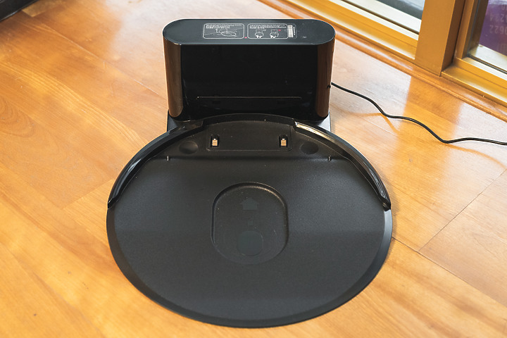養隻會拖地的外星寵物吧 — LG CordZero ThinQ M9銳眼 雙旋拖地機器人