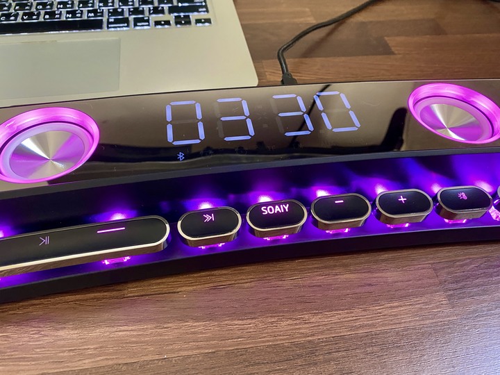 【94 MONSTER - RGB 全音域曲面電競機械藍牙音箱】開箱體驗