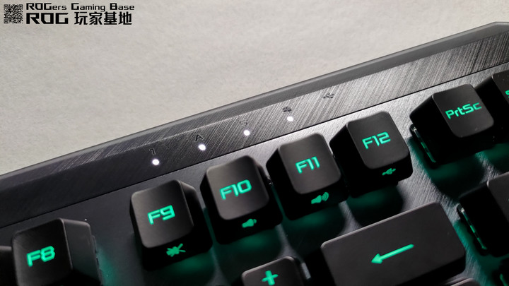 ROG CLAYMORE II開箱 - 一把ROG的傳奇旗艦鍵盤