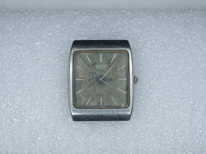 自娛玩修錶 - 無聲的呼救: 老精工石英錶SEIKO QUARTZ (Ref. #: 7810-5059 cal. 7810A)