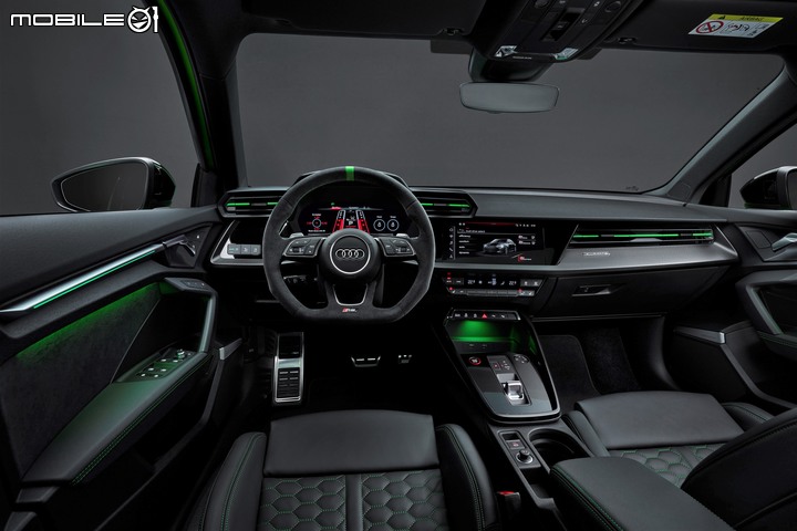 【海外新訊】Audi大改款RS 3正式登場,具備400匹馬力的性能鋼砲!