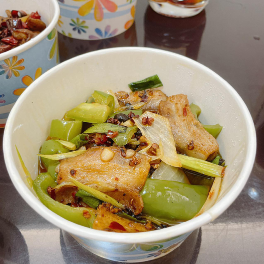 川菜搭配白蘭地也太對味了吧