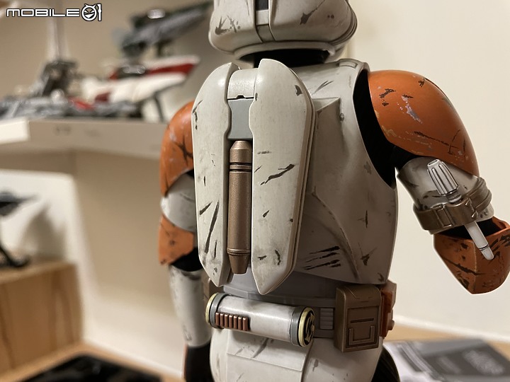 我得第一隻HotToys MMS524 複製人 212團 寇迪隊長
