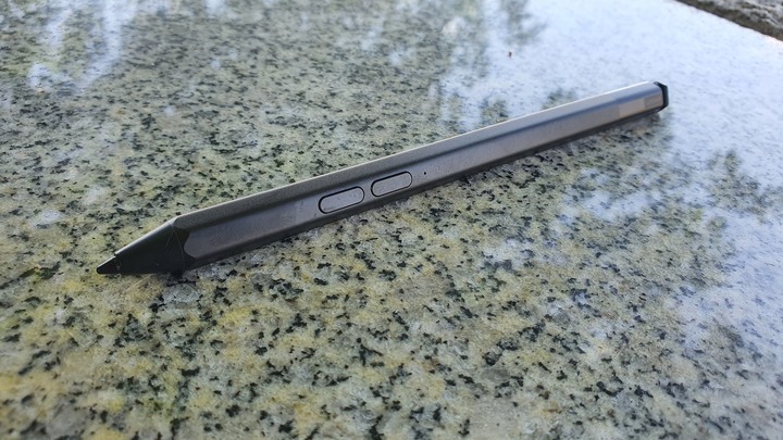 Lenovo Tab P11 Pro 在家或是出門工作的新選擇