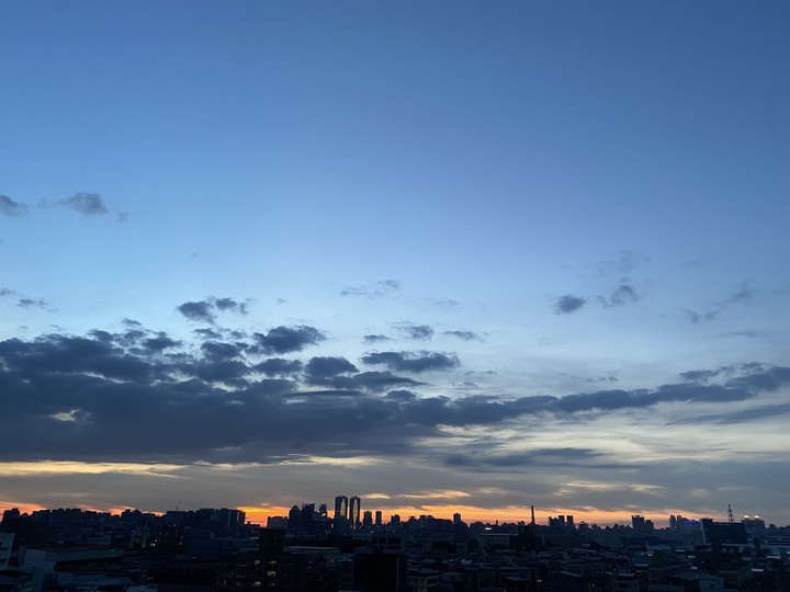 【開箱】我們的第一間房，木質調簡約清新宅