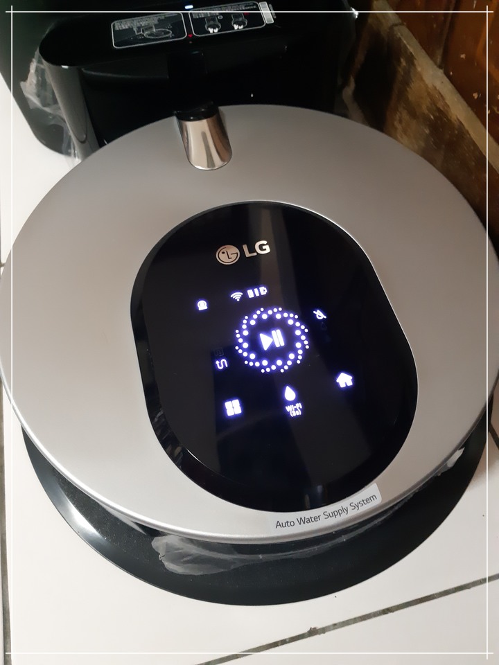 跟我來場障礙賽吧！LG M9 MAX 銳眼雙旋拖地機器人！