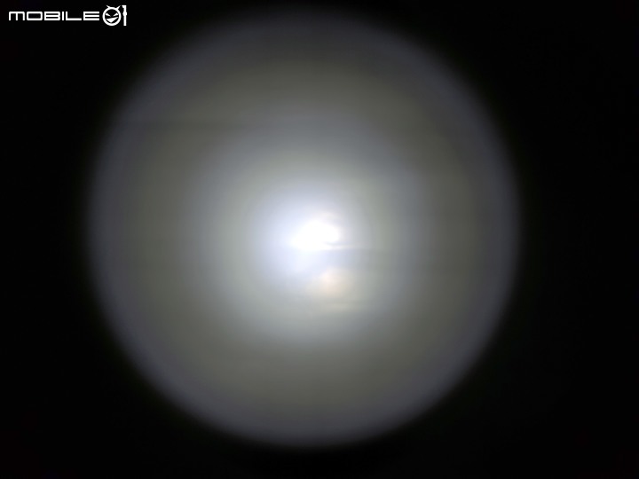 加拿大 Armytek Predator Pro 軍規戰術遠射筒開箱【2021最新版本】