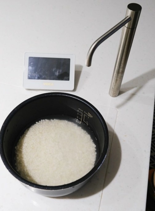 終於裝 VOCA TCX 廚下式瞬熱飲水機了！新家的喝水小幫手～