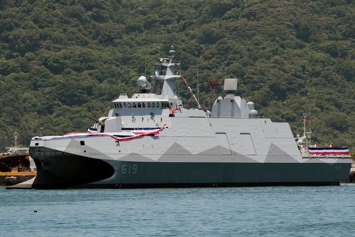 塔江軍艦交艦典禮今舉行