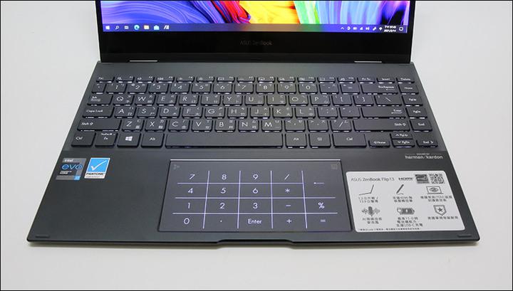 ZenBook Flip 13 OLED「UX363EA」簡單巡禮