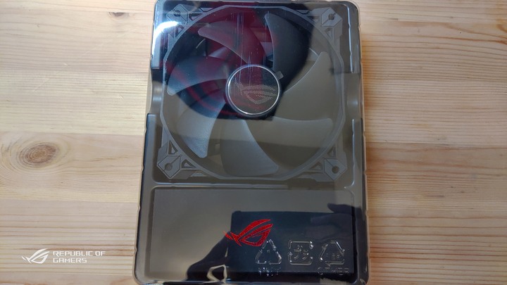 ROG & EKWB信仰電腦自組升級分享。