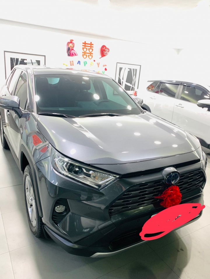 [分享] Toyota RAV4 E2 油電