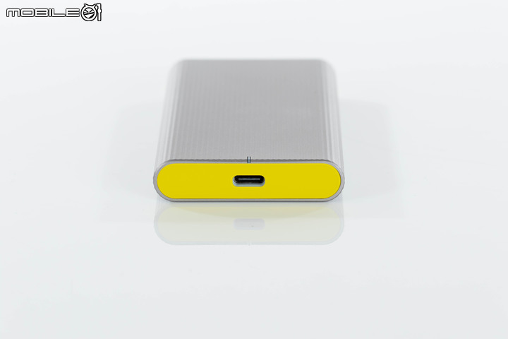 Sony TOUGH SL-M1 外接 SSD 開箱實測 以耐候設計提供安心儲存選擇