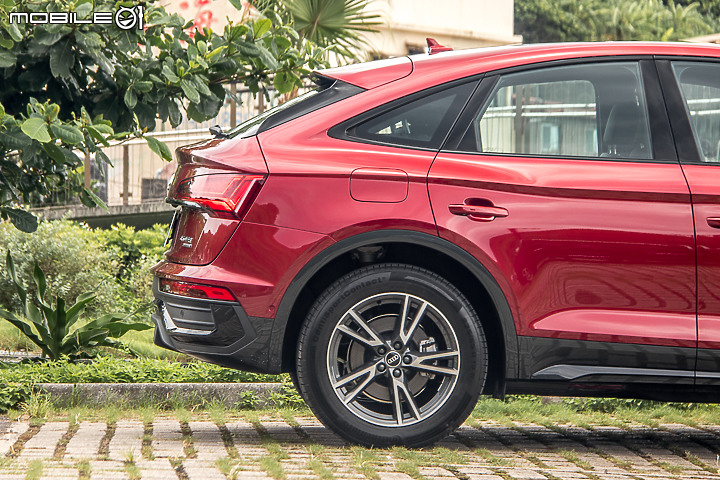 Audi Q5 Sportback 試駕|給那些想要實用又無法割捨帥氣的人!