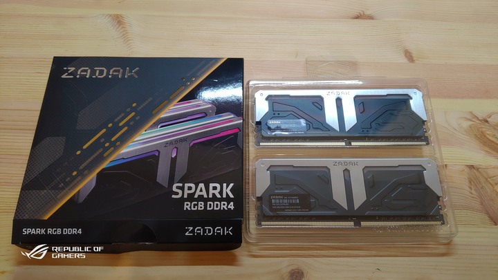 ROG & EKWB信仰電腦自組升級分享。