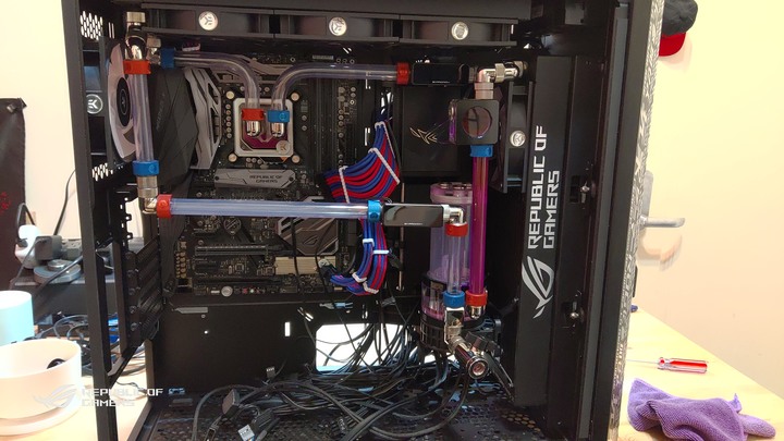 ROG & EKWB信仰電腦自組升級分享。