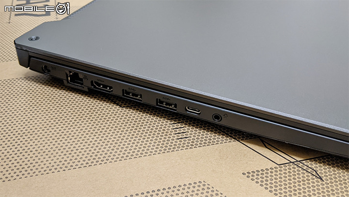 【筆電開箱】TUF GAMING A17 AMD電競筆電 FA706QM
