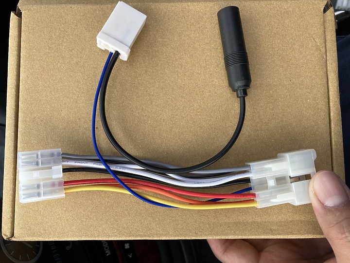 6000元二手Apple CarPlay 主機唯有車美仕
