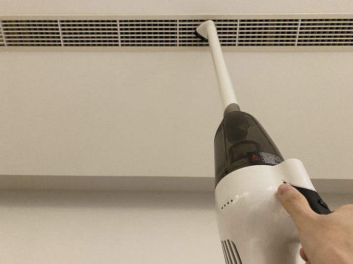 【分享】台灣製Yates亞堤斯無線吸塵器 第一次使用感覺還不錯