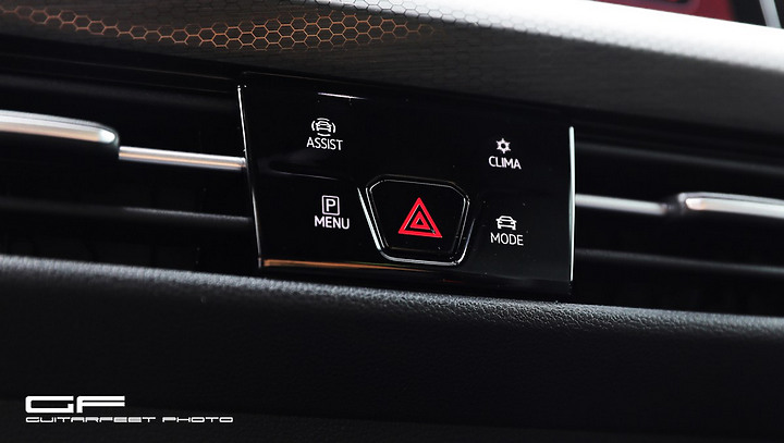--科技鋼砲-- Volkswagen Golf 8 GTI 理性與感性之交錯 圖文分享