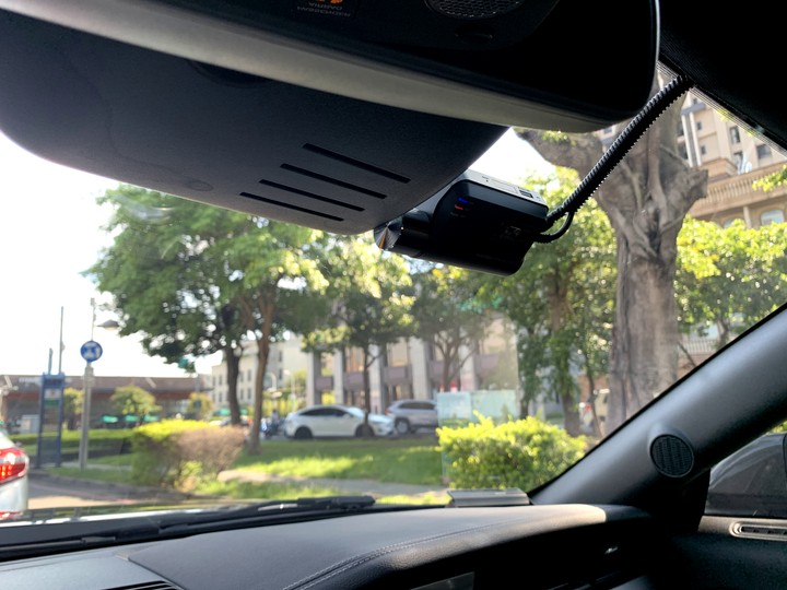 Thinkware Q800 pro 前後行車記錄器