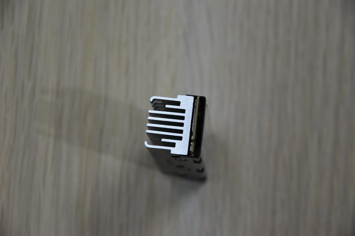 點我看大圖 蛇蛇的Gen 4答案:鐵蟒i4 1000GB評測