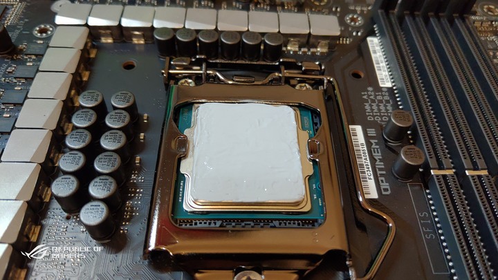 ROG & EKWB信仰電腦自組升級分享。