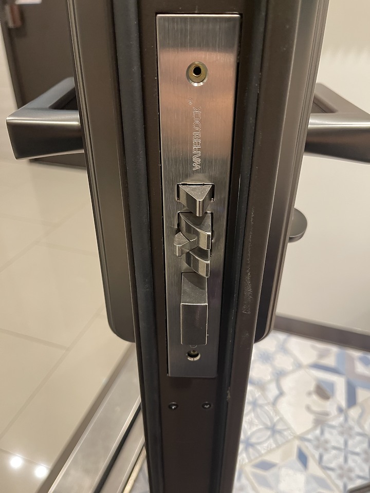 升級維夫拉克L396指紋電子鎖+APP開鎖