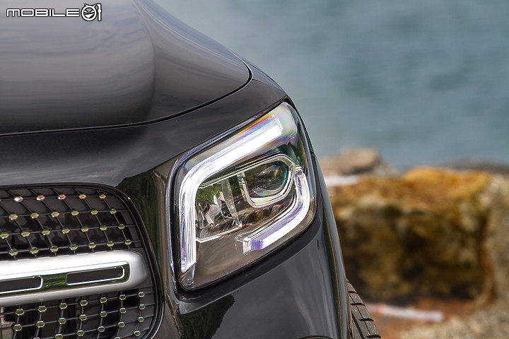 Mercedes-Benz GLB200七人座試駕∣致,以家人為重的你/妳