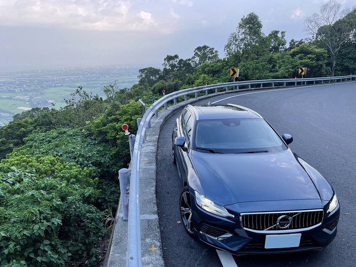 VOLVO V60 T8I吃星星  Polestar Engineered升級心得