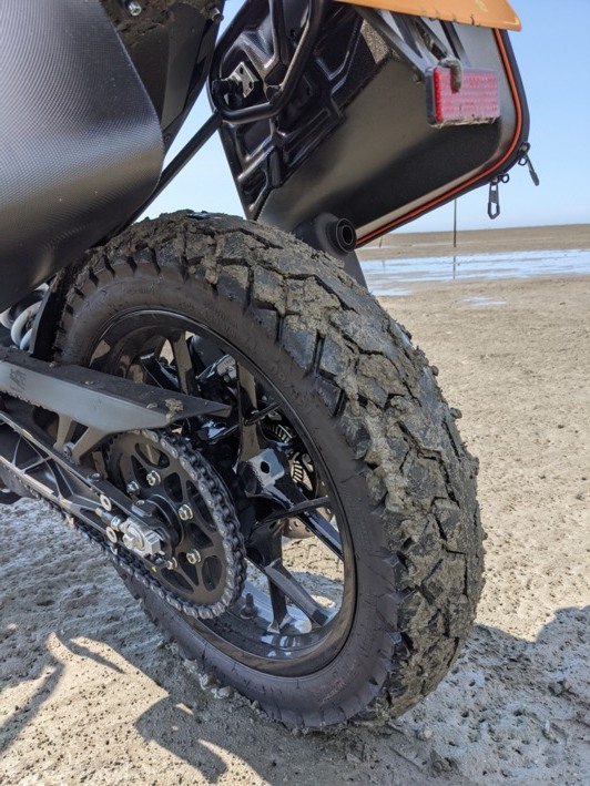KTM 390ADV的日常:有山、有海、好生活