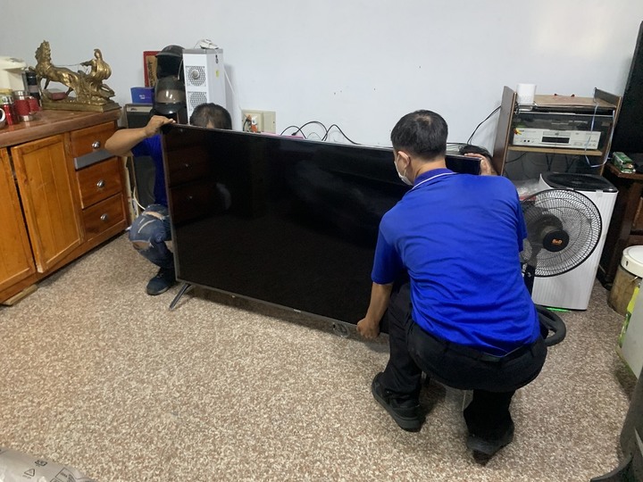 [開箱] Panasonic電視 TH-65JX900W-智慧超視界大平板
