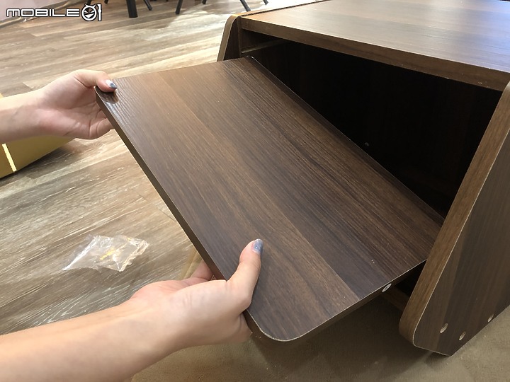 【開箱】手殘女不用靠男人 自己也能組裝DIY收納掀門櫃
