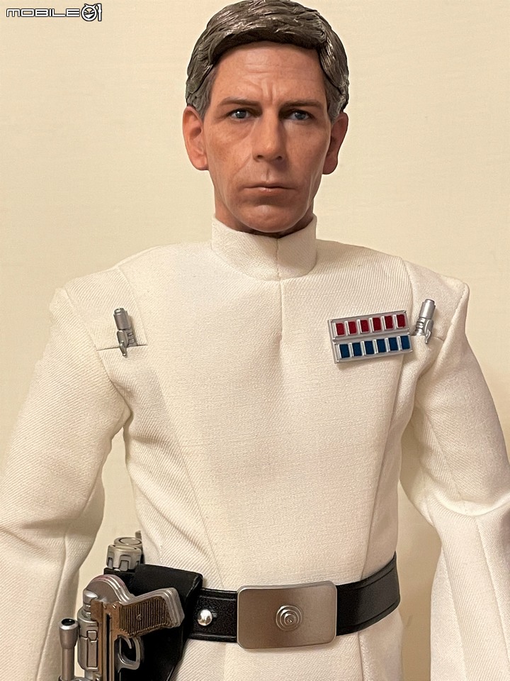 HotToys MMS519 星際大戰外傳：帝國先進武器研究局  局長 : 歐森·昆尼克