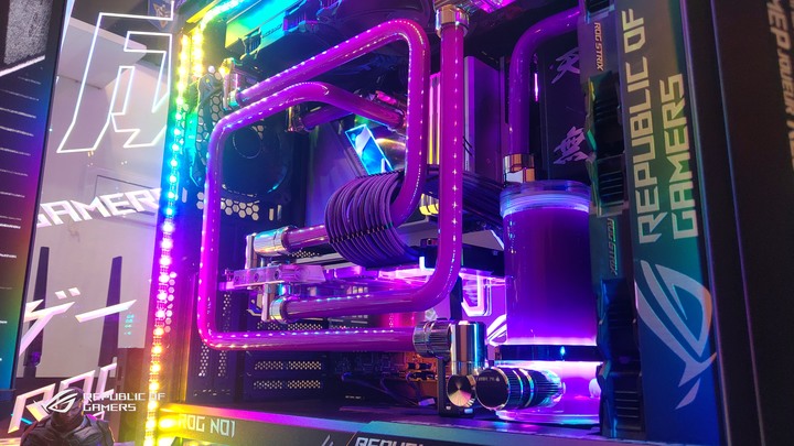 ROG & EKWB信仰電腦自組升級分享。
