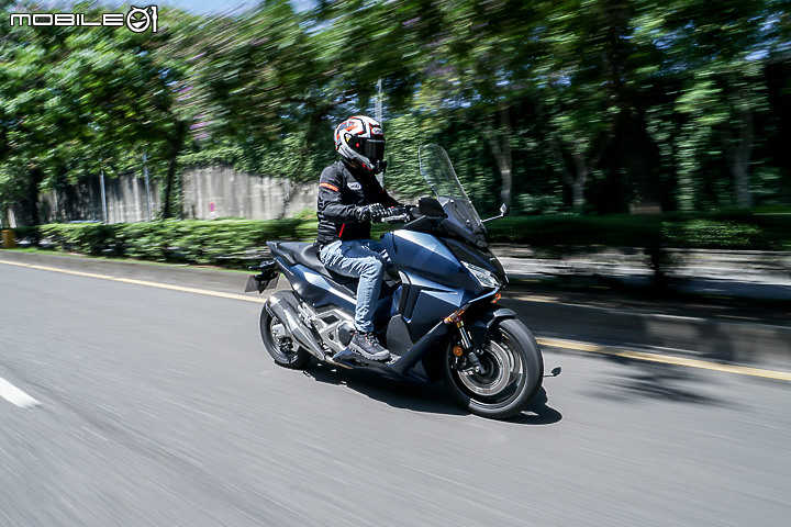 HONDA FORZA 750 試駕|市區靈巧 長途更舒適 DCT 速可達再添一軍