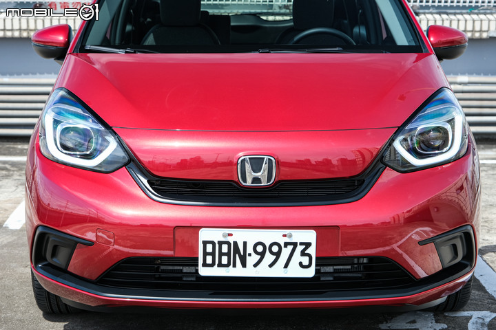 Honda Fit 第四代汽油版試駕|品質進化與售價升格一樣有感!