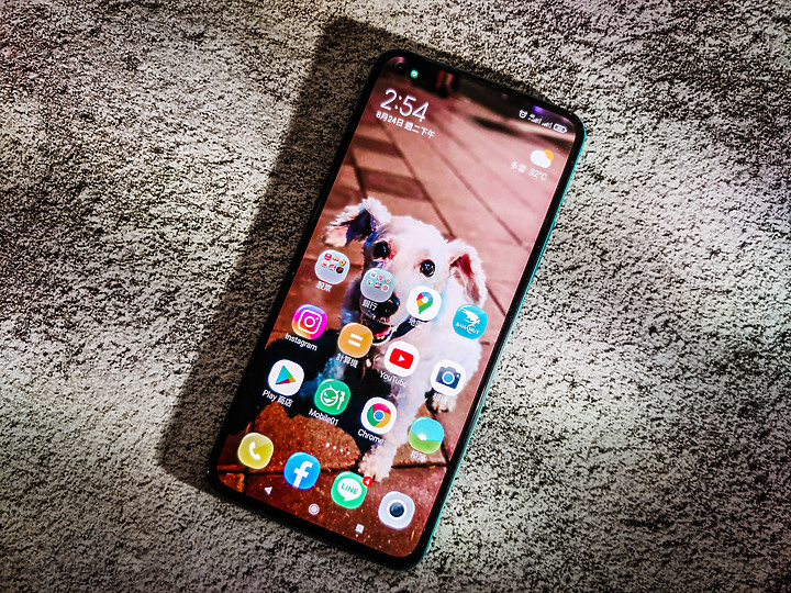 【輕薄美型 、平價中的不平凡】 小米11 Llie 5G 開箱分享