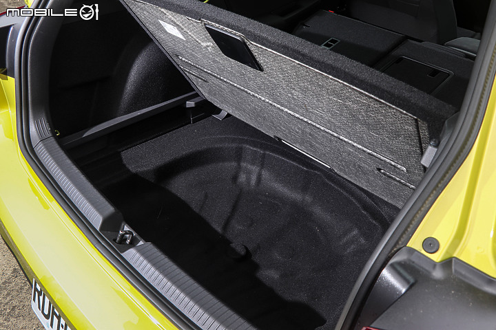 Volkswagen Golf 230 eTSI 智能特仕版試駕｜「清粥小菜」也能吃得津津有味！