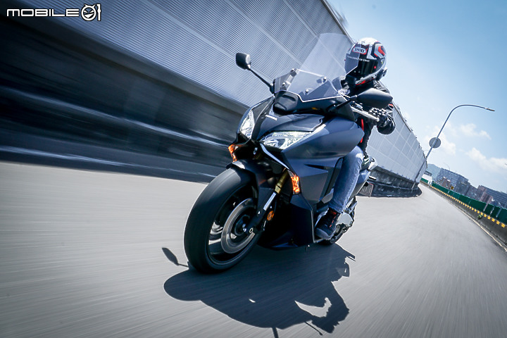 HONDA FORZA 750 試駕|市區靈巧 長途更舒適 DCT 速可達再添一軍