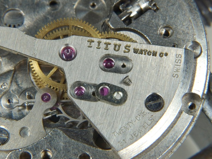 自娛玩修錶 - 天長地久: 鐵達時TITUS DE LUXE 21 Jewels (Case MOD. 5486/Venus cal. 227)