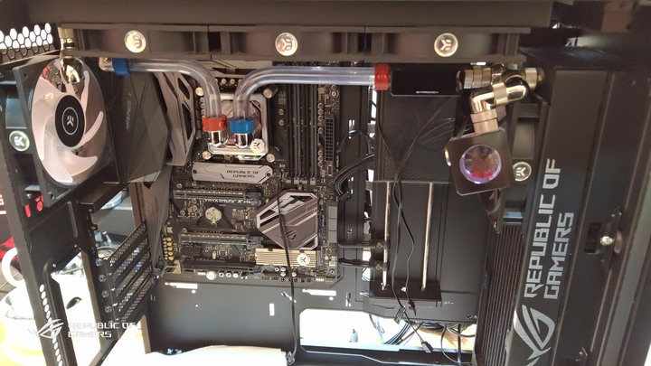 ROG & EKWB信仰電腦自組升級分享。